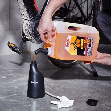 SONAX BIKE Reiniger (5 Liter) Fahrradreiniger für Aluminium, Mattlacke, Carbon- & Kunststoffoberflächen, reinigt Kette & Zahnkränze, für E-Bike, materialschonend | Art-Nr. 08525000 - 6